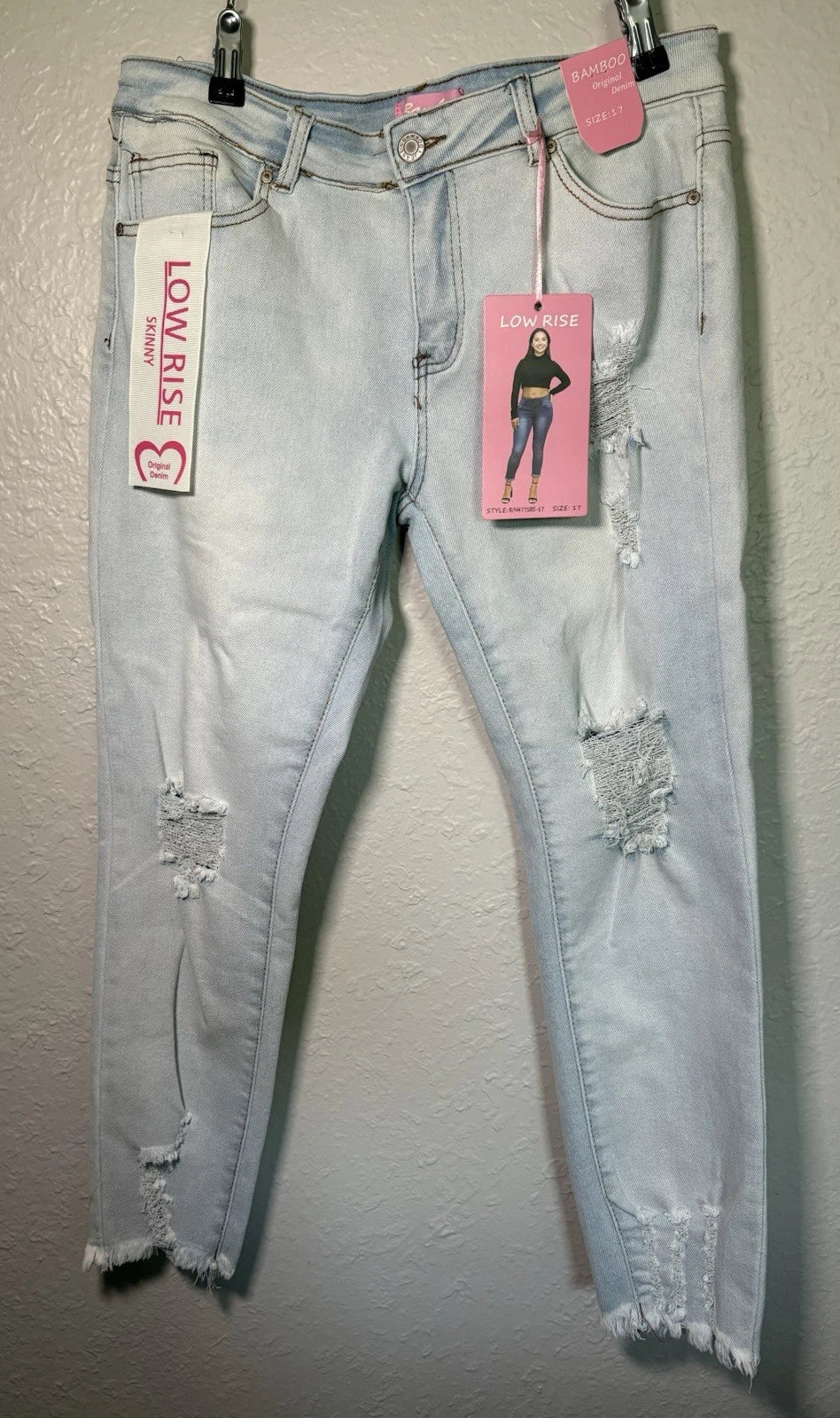 Women’s Bamboo Low Rise Skinny Jeans Size 17 With Rips