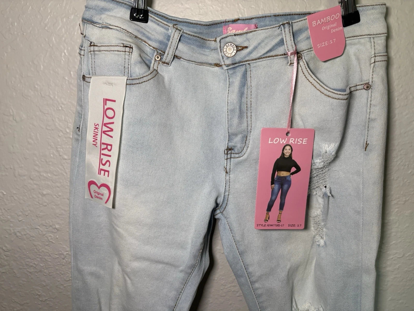 Women’s Bamboo Low Rise Skinny Jeans Size 17 With Rips