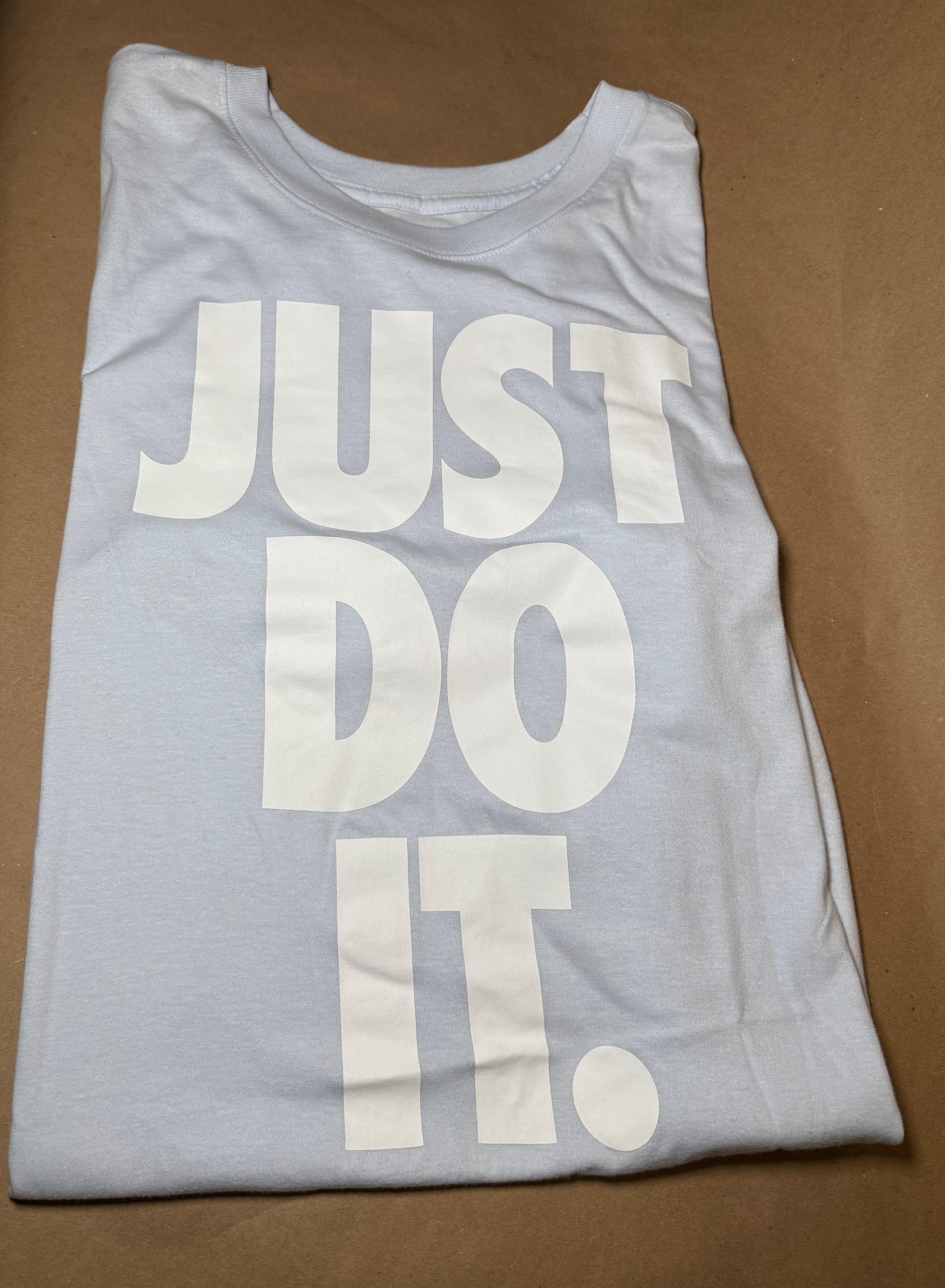 NIKE "JUST DO IT" GRAPHIC TEE - SZ LG